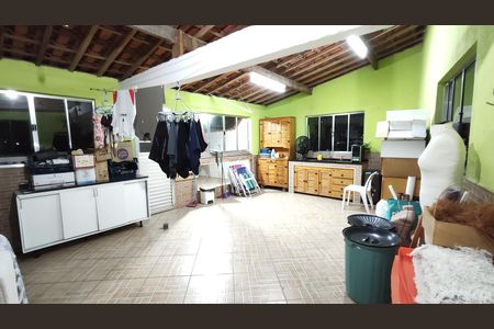 Casa para alugar com 290m², 4 quartos e 2 vagasÁrea de Serviço