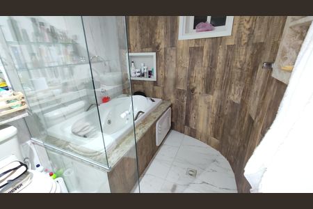 Casa para alugar com 290m², 4 quartos e 2 vagasBanheiro da Suíte