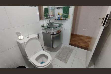 Casa para alugar com 290m², 4 quartos e 2 vagasBanheiro social 2