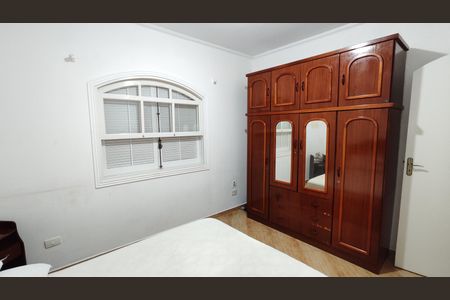 Casa para alugar com 290m², 4 quartos e 2 vagasQuarto 2