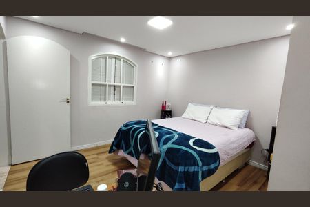 Casa para alugar com 290m², 4 quartos e 2 vagasSuíte