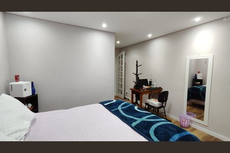 Casa para alugar com 290m², 4 quartos e 2 vagasSuíte