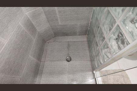 Casa para alugar com 290m², 4 quartos e 2 vagasBanheiro social 2