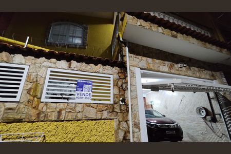Casa para alugar com 290m², 4 quartos e 2 vagasFachada