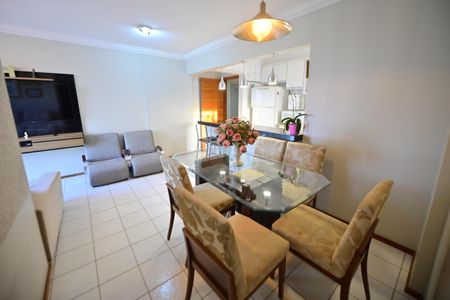 Apartamento para alugar com 70m², 3 quartos e 2 vagas Apartamento para alugar com 70m², 3 quartos e 2 vagasSala
