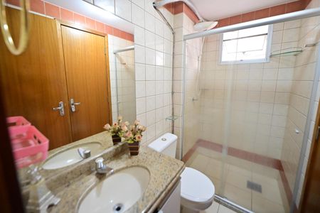Apartamento para alugar com 70m², 3 quartos e 2 vagas Apartamento para alugar com 70m², 3 quartos e 2 vagasBanheiro