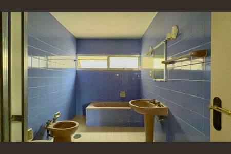 Apartamento à venda com 113m², 3 quartos e 1 vaga Apartamento à venda com 113m², 3 quartos e 1 vagaBanheiro 2