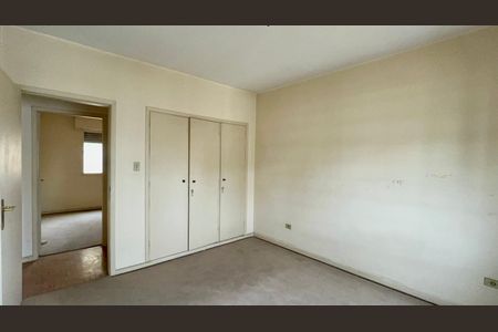 Apartamento à venda com 113m², 3 quartos e 1 vaga Apartamento à venda com 113m², 3 quartos e 1 vagaQuarto 2