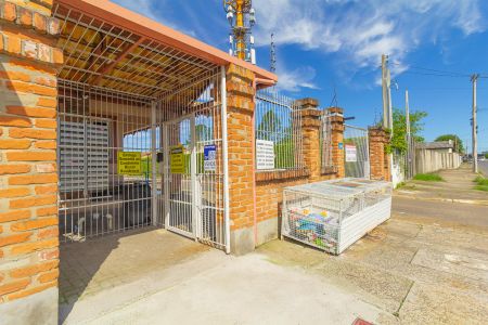 Casa de condomínio à venda com 78m², 2 quartos e 1 vaga Casa de condomínio à venda com 78m², 2 quartos e 1 vagaFachada