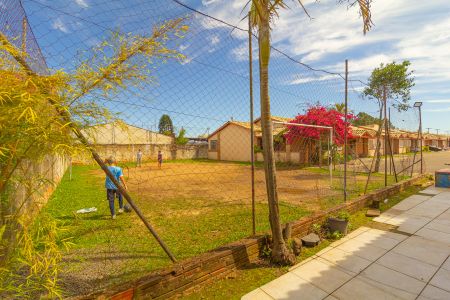 Casa de condomínio à venda com 78m², 2 quartos e 1 vaga Casa de condomínio à venda com 78m², 2 quartos e 1 vagaÁrea comum