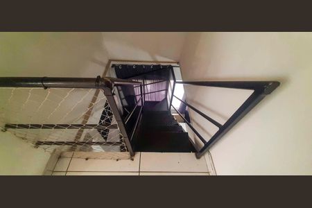 Apartamento à venda com 104m², 3 quartos e 1 vagaEscada