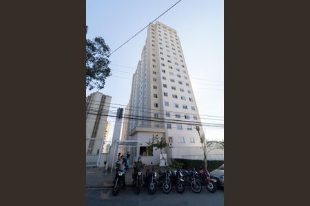 Apartamento à venda com 36m², 2 quartos e sem vaga Apartamento à venda com 36m², 2 quartos e sem vagaFachada