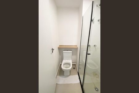Studio para alugar com 29m², 1 quarto e sem vaga Studio para alugar com 29m², 1 quarto e sem vagaBanheiro
