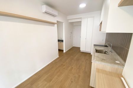 Studio para alugar com 29m², 1 quarto e sem vaga Studio para alugar com 29m², 1 quarto e sem vagaSala/Cozinha