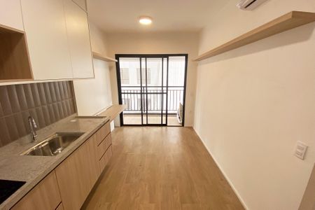 Studio para alugar com 29m², 1 quarto e sem vaga Studio para alugar com 29m², 1 quarto e sem vagaSala/Cozinha