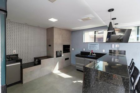 Casa de condomínio à venda com 124m², 3 quartos e 2 vagasÁrea comum - Churrasqueira