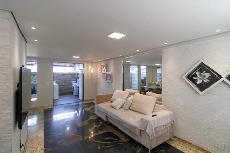 Casa de condomínio à venda com 124m², 3 quartos e 2 vagasSala