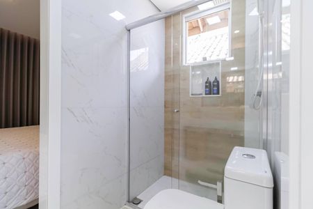 Casa de condomínio à venda com 124m², 3 quartos e 2 vagasBanheiro das semi suíte 1 e 2