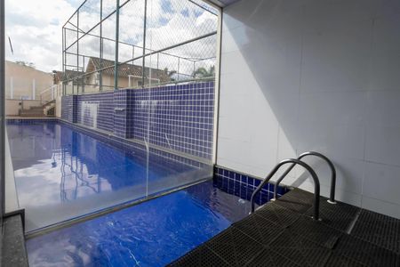 Casa de condomínio à venda com 124m², 3 quartos e 2 vagasSauna