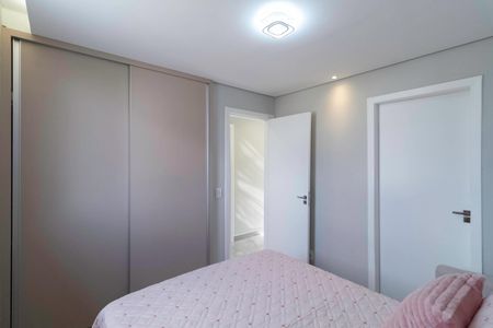 Casa de condomínio à venda com 124m², 3 quartos e 2 vagasSuíte