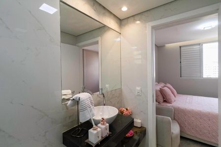 Casa de condomínio à venda com 124m², 3 quartos e 2 vagasBanheiro da suíte