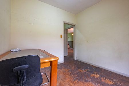 Casa à venda com 210m², 3 quartos e 4 vagas Casa à venda com 210m², 3 quartos e 4 vagasQuarto 2