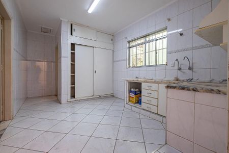 Casa à venda com 210m², 3 quartos e 4 vagas Casa à venda com 210m², 3 quartos e 4 vagasCozinha