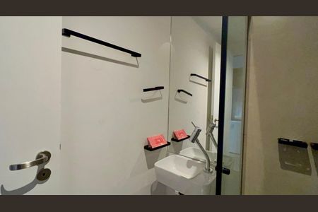 Studio para alugar com 22m², 1 quarto e sem vaga Studio para alugar com 22m², 1 quarto e sem vagaBanheiro