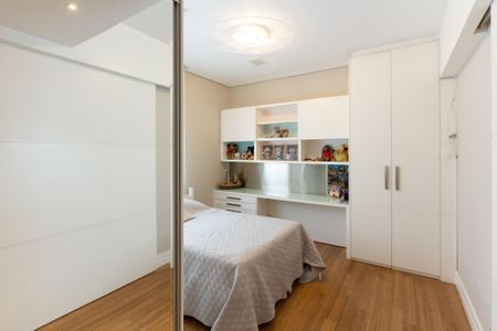Apartamento à venda com 245m², 2 quartos e 4 vagasSuíte 1