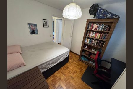 Casa à venda com 3 quartos, 250m² em Jardim Rizzo, São Paulo