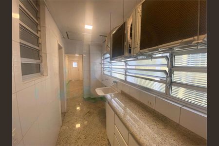 Apartamento à venda com 185m², 3 quartos e 1 vaga