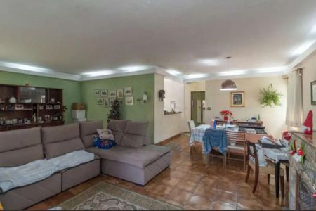 Casa à venda com 3 quartos, 200m² em Campo Belo, São Paulo