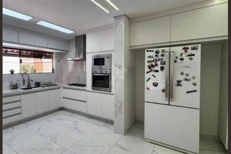 Casa à venda com 3 quartos, 336m² em Parque dos Passaros, São Bernardo do Campo