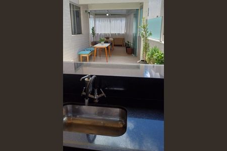 Apartamento à venda com 4 quartos, 195m² em Fernão Dias, Belo Horizonte