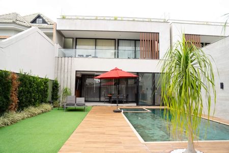 Casa à venda com 483m², 6 quartos e 3 vagas