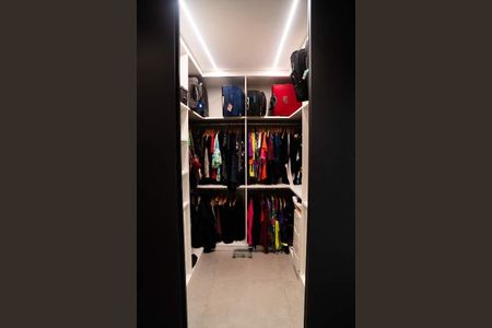 Casa à venda com 483m², 6 quartos e 3 vagas