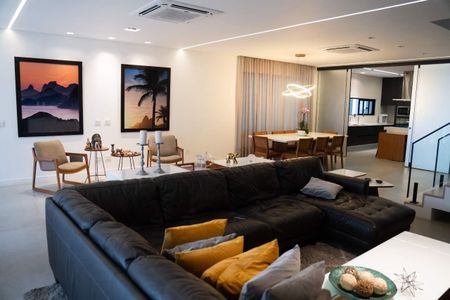 Casa à venda com 6 quartos, 483m² em Barra da Tijuca, Rio de Janeiro