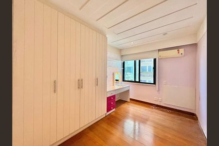 Apartamento à venda com 4 quartos, 157m² em Lagoa, Rio de Janeiro
