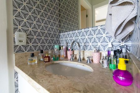 Apartamento para alugar com 43m², 1 quarto e 1 vaga Apartamento para alugar com 43m², 1 quarto e 1 vagaBanheiro