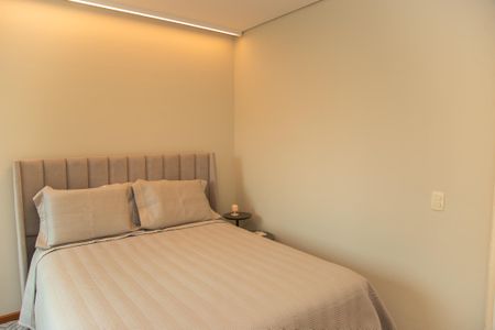 Apartamento à venda com 182m², 3 quartos e 3 vagas Apartamento à venda com 182m², 3 quartos e 3 vagasSuíte 2