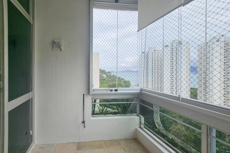 Apartamento para alugar com 89m², 3 quartos e 2 vagas Apartamento para alugar com 89m², 3 quartos e 2 vagasvaranda