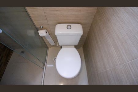 Apartamento à venda com 49m², 2 quartos e 1 vaga Apartamento à venda com 49m², 2 quartos e 1 vagaBanheiro