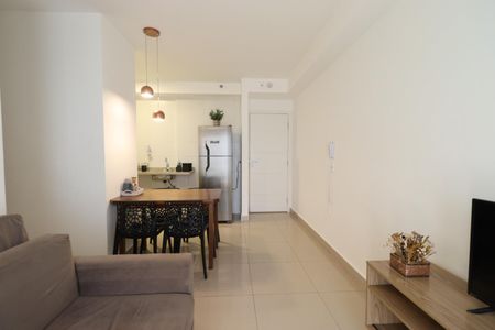 Sala de apartamento para alugar com 2 quartos, 58m² em Ribeirânia, Ribeirão Preto
