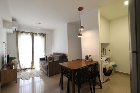 Sala de apartamento para alugar com 2 quartos, 58m² em Ribeirânia, Ribeirão Preto