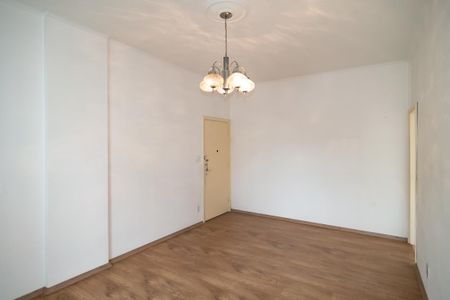 Apartamento para alugar com 79m², 2 quartos e 1 vagaSala