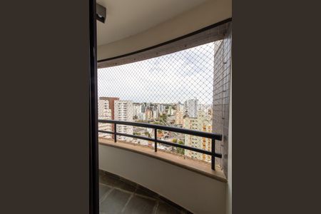 Varanda de apartamento para alugar com 2 quartos, 63m² em Cambuí, Campinas