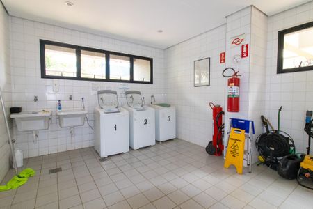 Apartamento para alugar com 63m², 2 quartos e 1 vaga Apartamento para alugar com 63m², 2 quartos e 1 vagaLavanderia