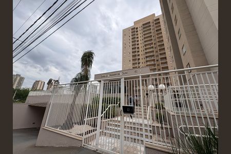 Apartamento para alugar com 76m², 3 quartos e 1 vagaFachada