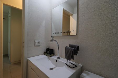 Apartamento para alugar com 76m², 3 quartos e 1 vagaBanheiro Social