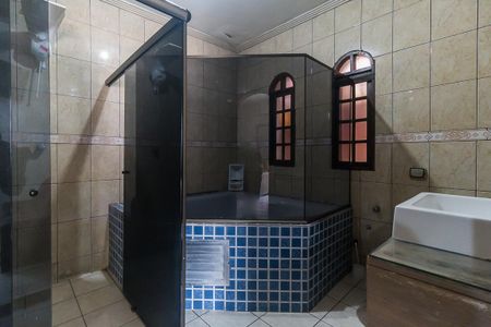 Casa para alugar com 420m², 4 quartos e 5 vagasBanheiro da Suíte 3